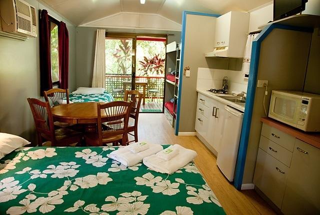 Lake Eacham Tourist Park & Cabins Dış mekan fotoğraf