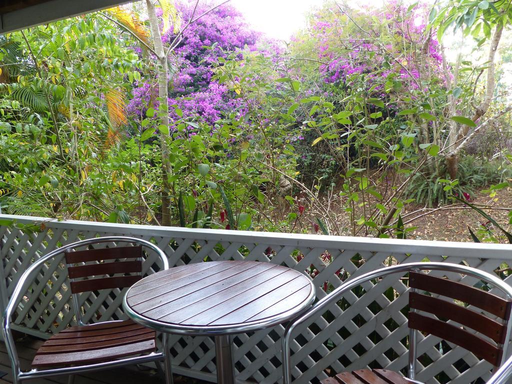Lake Eacham Tourist Park & Cabins Dış mekan fotoğraf