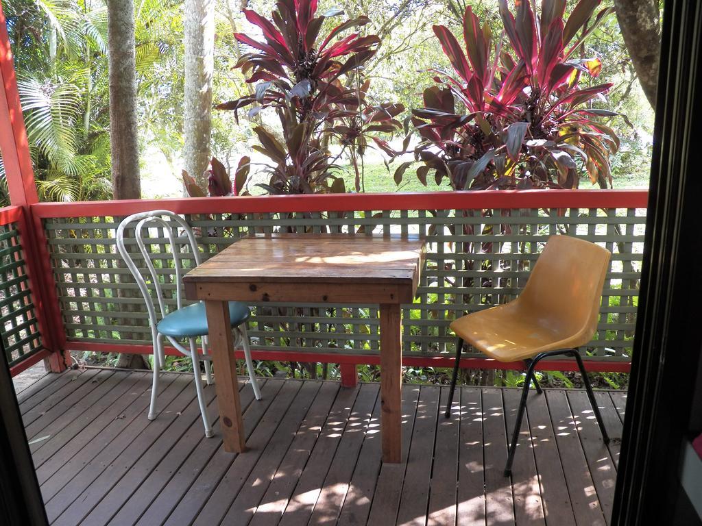 Lake Eacham Tourist Park & Cabins Dış mekan fotoğraf