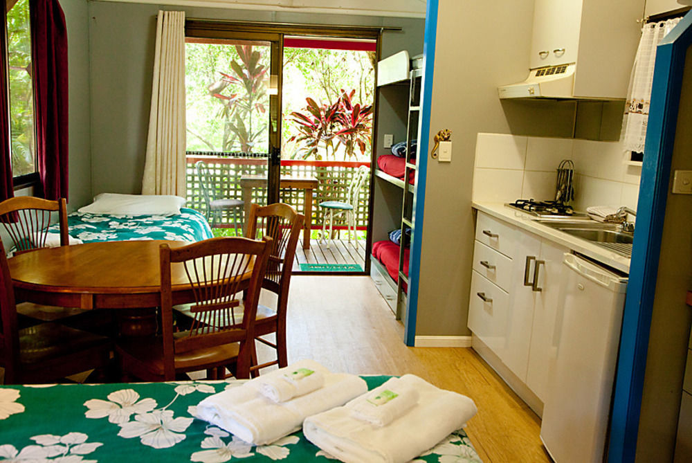 Lake Eacham Tourist Park & Cabins Dış mekan fotoğraf